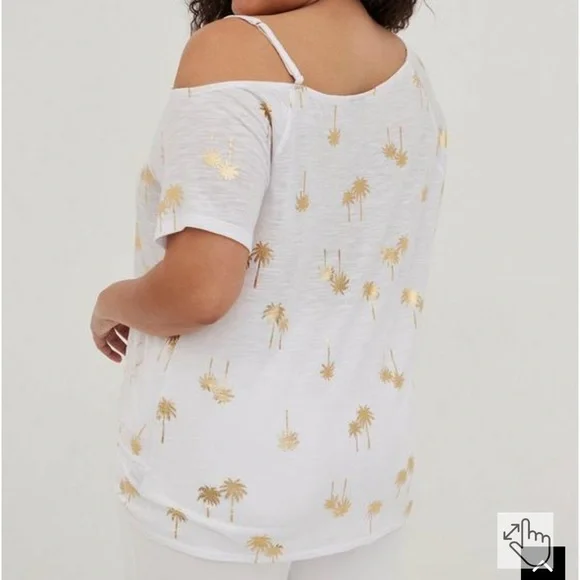 NWT! TORRID gold foil palm tree print skin tee, 2X. - Picture 3 of 9